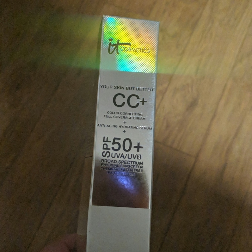 It cosmetics super sized cc cream